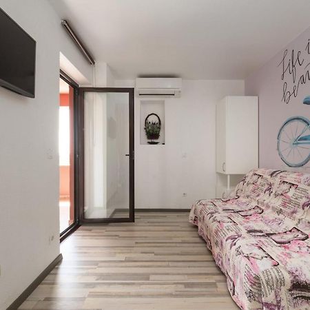 Apartments Miri ורסאר מראה חיצוני תמונה