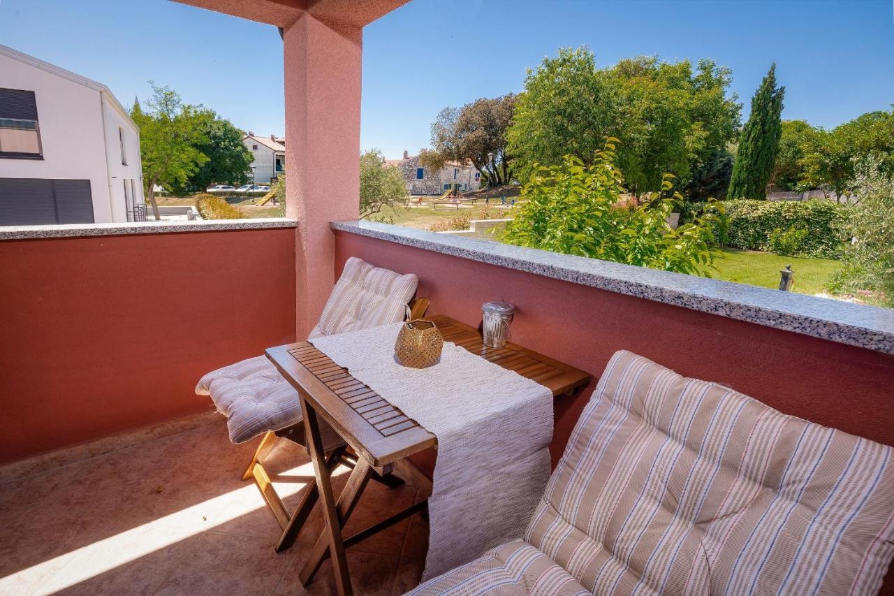 Apartments Miri ורסאר מראה חיצוני תמונה